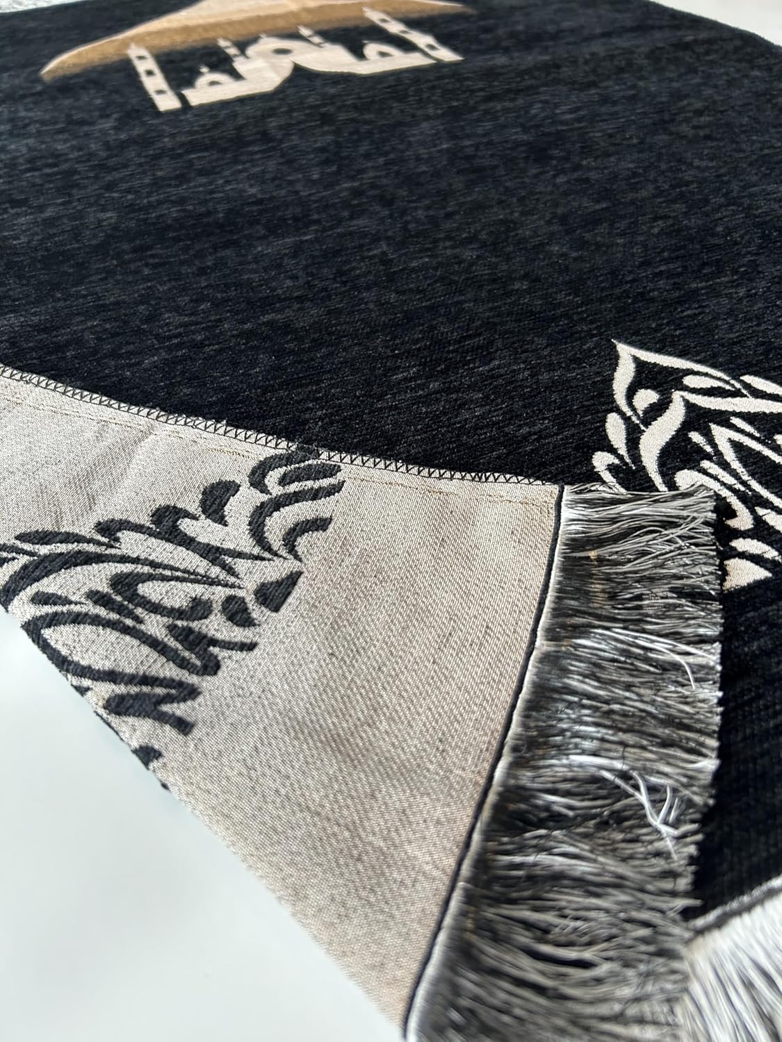 Islamika Lightweight Thin Prayer Mat – Portable Islamic Janamaz for Travel & Daily Salah