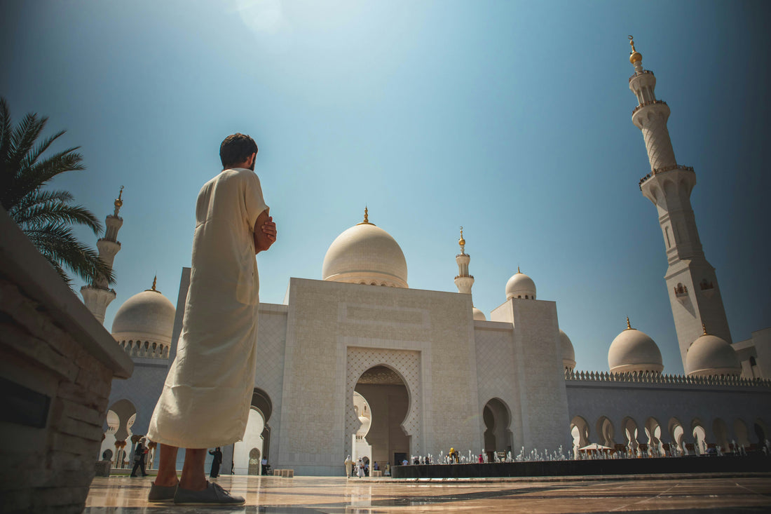 How to Choose the Perfect Prayer Rug: Comfort, Support & Spiritual Connection