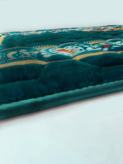 Extra Thick Velvet Prayer Mat - Green (Malak Model) - Large size